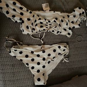 hnm black and white pock a dot bathing suit